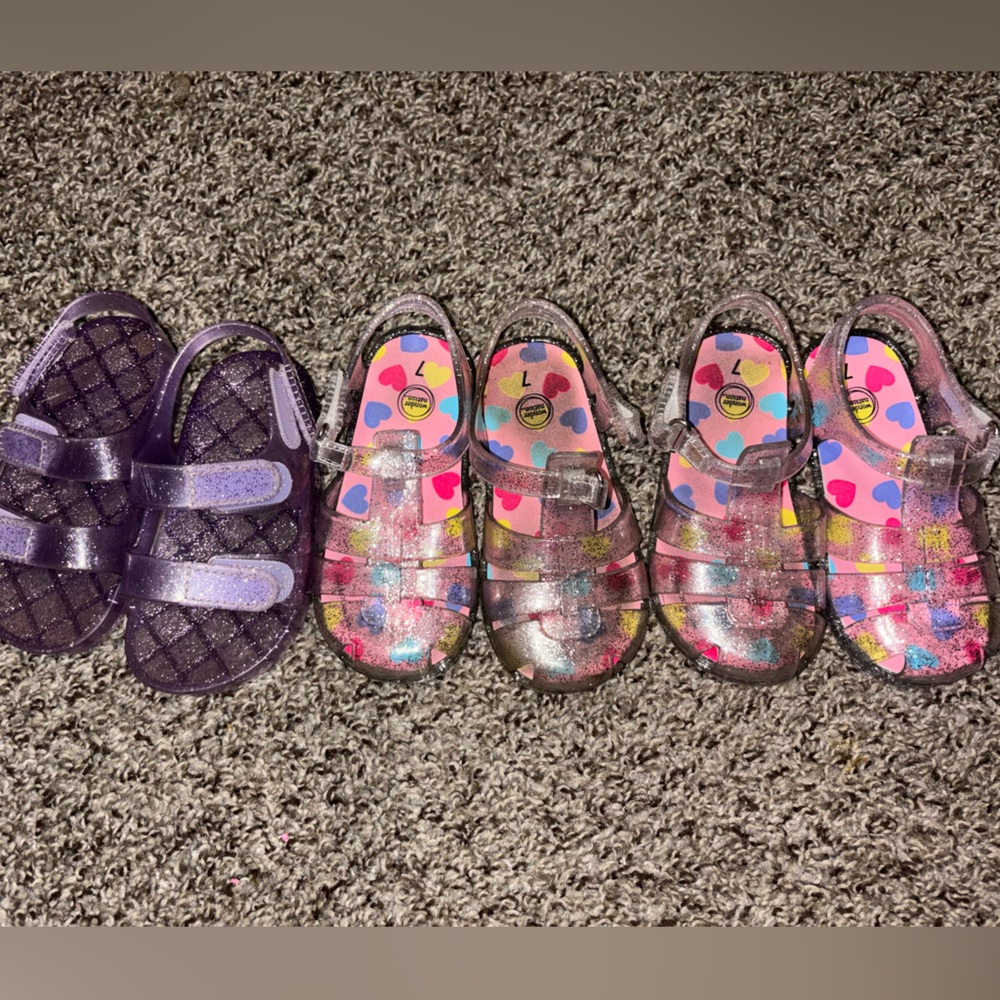 Kids Glitter Jelly Sandals - Purple and Multicolor Heart Print